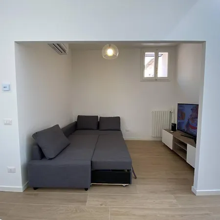Elegant 2br 2 Bathrooms Sleeps 6 * Firenze